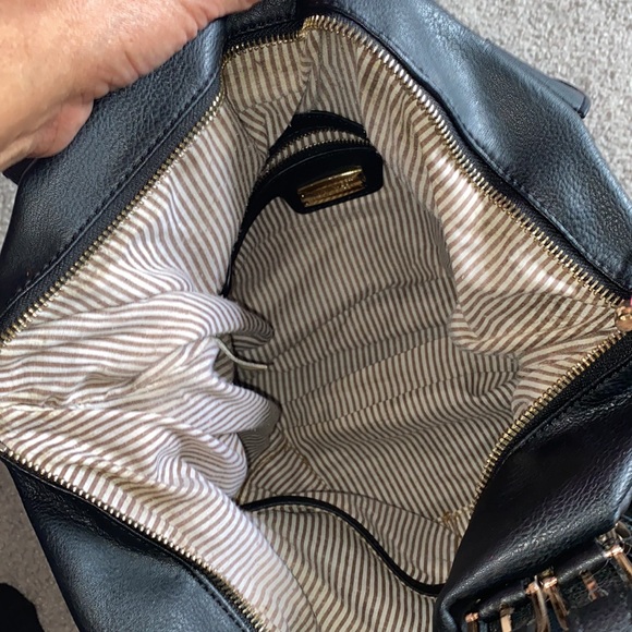 Nine West - Picture 2 of 4